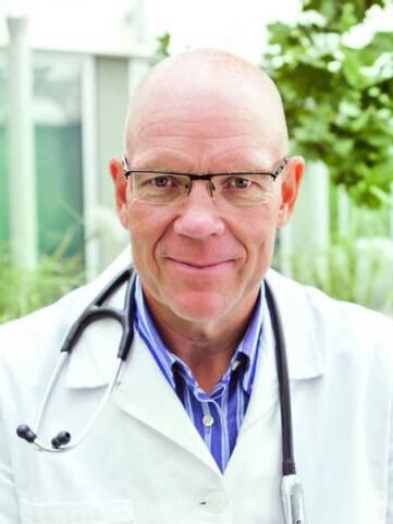 Arst Reumatoloog Виктор Palm